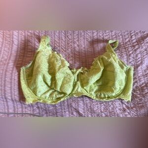 40DDD Deesse unlined lace bra. GUC